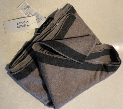 Новый с Ярлыками Banana Republic мужской мягкий легкий шарф - светло-серый - один размер | $50 - Изображение 1 из 3