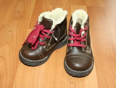 NUEVO Cherokee Niños Talla 5 Marrón Sherpa Forrado Cuero Invierno Botines Cordones Rojos Foto 1 de 4