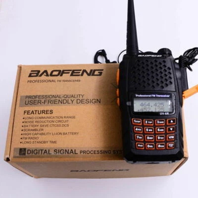 Baofeng UV-6R Funkgeräte Dualband VHF / UHF 136-174 / 400-520MHz Walkie Talkie - Bild 1 von 4