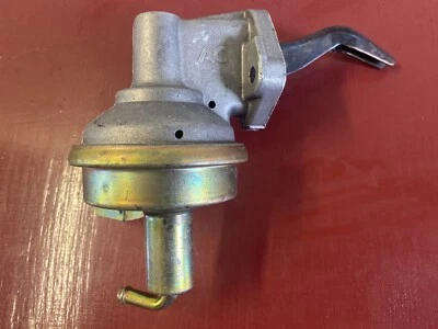 AC FUEL SYSTEM PUMP 40001 FOR 1963 1964 1965 BUICK SPECIAL V8 OLDSMOBILE F85 V6 - Image 1 of 4