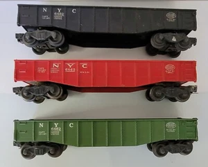 B06 (3) Lionel Postwar NYC Gondolas # 6462 Green, Red & Black O Gauge - Picture 1 of 8