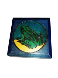 ENCHANTED WORLD OF BOXES COLORFUL (Frog) TRINKET BOX Cambridge, MA - Picture 1 of 12