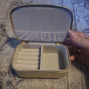 Estella Bartlett Mini Jewellery Case Silver Treasure Me Zip Top - Picture 1 of 9