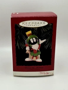 Hallmark Keepsake Marvin The Martian Christmas Ornament Looney Tunes 1996 - Picture 1 of 11
