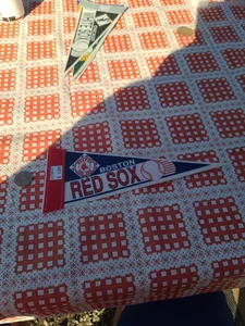1993 Wincraft Boston Red Sox 7" Pennant PT000045 - Picture 1 of 2