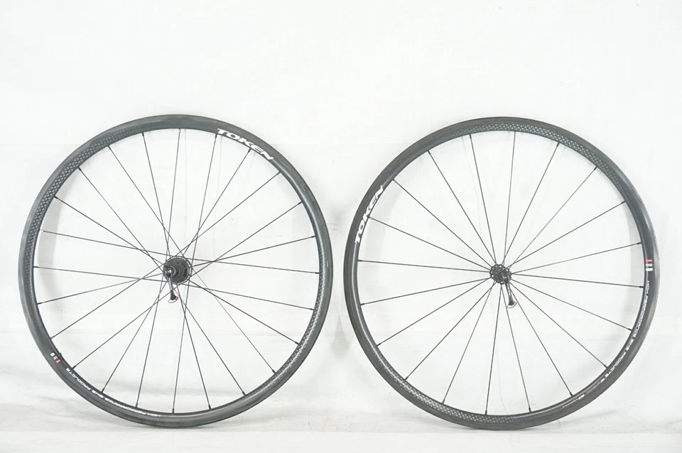 Juego de ruedas tubulares freno llanta carbono TOKEN T28 TU usado Foto 1 de 4