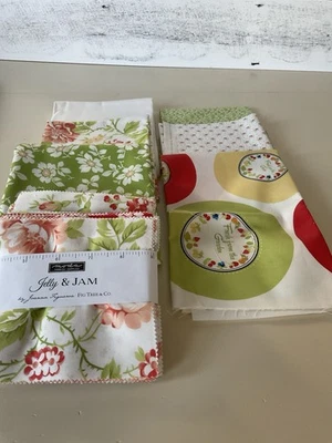 Pequeña caja de figuras #1 con gelatina y mermeladas. Kit y proyecto de edredón Foto 1 de 4