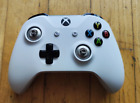 Microsoft Wireless Xbox One 1708 And Robot White Gehause And Tasten And Analog Sticks