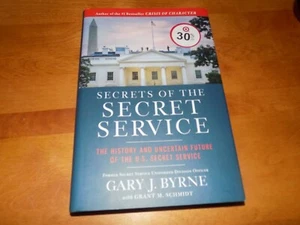 SECRETS OF THE SECRET SERVICE The History and Uncertain Future Agents Book NEW - Picture 1 of 4
