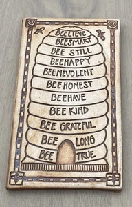 Piastrella Studio Art Pottery “Spiritual Mud Pie For The Soul” di Ben Behunin, 8”x4” - Foto 1 di 4
