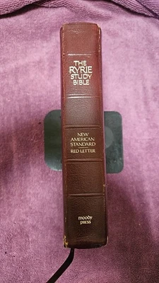 ‡ ✝️ Ryrie Study Bible NASB• 1978 Burgundy Leather 1st E• Illustr Dispensational - Image 1 of 4