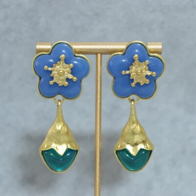 Medieval Vintage Niche Retro Style Design with Bow Earrings - Image 1 of 4