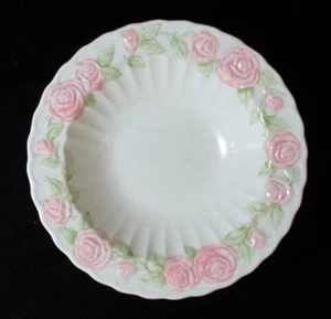 Metlox Poppytrail Vernon Rose Pink 9 1/4" Vegetable Bowl Raised Floral Pattern - Picture 1 of 12