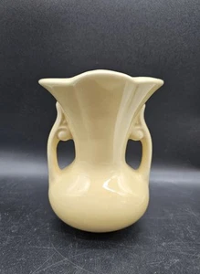 Vintage Shawnee Pottery Soft Yellow Double Handled Urn 6" Vase USA Boho Glam - Picture 1 of 9