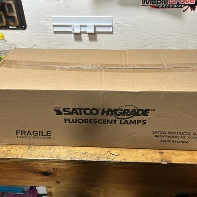 Satco Hygrade Fluorescent Lamp T8 31 Watt U Bend 1 5/8 Leg Spacing - Image 1 of 2