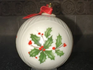 Vtg. Lenox Holiday Ball Porcelain Christmas Ornament Holly Berry With Box - Picture 1 of 4