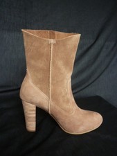 Bnwt Neu Camel Suede Heel UGG Stiefel Tag Shop Tasche Größe 40 UK 7.5 passen UK 6 Uggs