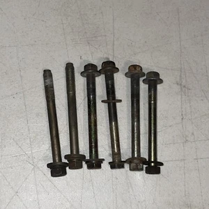 Nissan 1986,5-1997 carrocería dura D21 2x2 OEM cabina montaje solo pernos 6 en total - Imagen 1 de 4