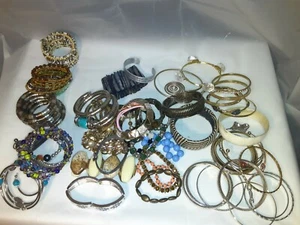 Lote de 50 pulseras multicolores portátiles magnéticas - Imagen 1 de 8