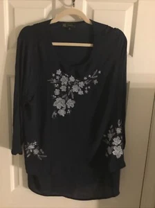 Diane Gilman XL Women’s Navy Floral Long Sleeve Blouse New - Picture 1 of 3