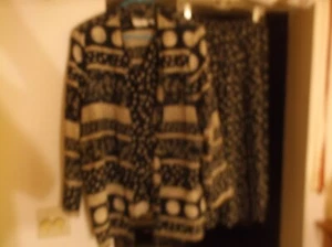 Damen Anzug Jacke & Rock - Übergröße 18 & 16 2XL, schwarz mit Schmetterlingen - Bild 1 von 11