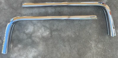 S CHEVROLET CORVETTE FRONT OUTER GRILL MOLDING CHROME 1968-1969 68-69 OEM - Image 1 of 4