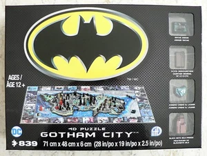 NEW - BATMAN 4D Cityscape Puzzle - GOTHAM CITY - 839 Pieces - Foto 1 di 5