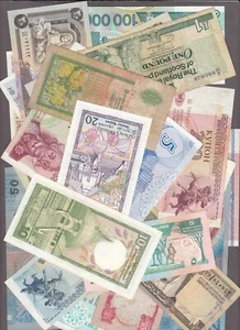 Lot of 100 random forigen banknotes VF-UNC - Picture 1 of 2