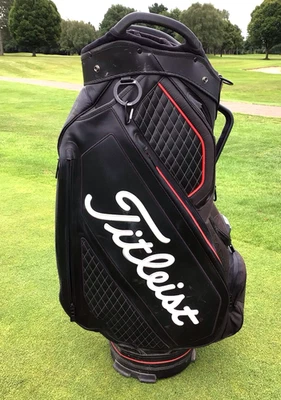 Bolsa de carro Titleist Tour Series Premium StaDry Foto 1 de 4