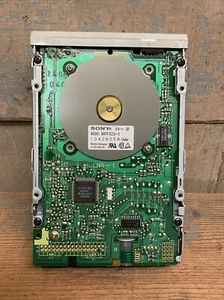 Mitsumi 3.5" 1.44 MB Internal Desktop Floppy Disc Drive Model MPF420-1 Untested - Afbeelding 1 van 6