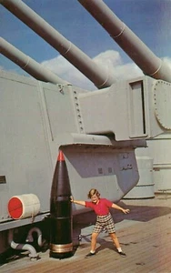 USS North Carolina BattleShip Shell Transport Postkarte 1980 ungestempelt - Bild 1 von 2