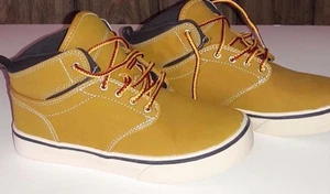 Back To School Boy / Girl Youth Casual High Tops Tennis Shoes sz 13 & 3 - Picture 1 of 6