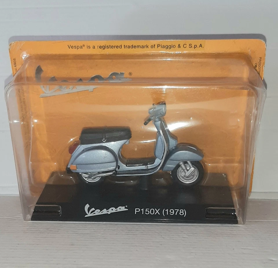VESPA 1/18 P150X 1978 - Immagine 1 di 1