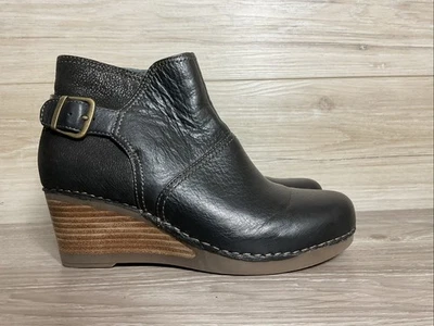 Dansko Womens Shirley Ankle Boots Bootie Shoes Sz 8.5-9 39 Black Leather Wedge - Image 1 of 4