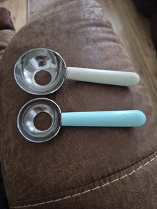 Biscottiera Ikea Lattbakad 2 misure beige acqua manici rigidi 2,5" e 2" - Foto 1 di 6
