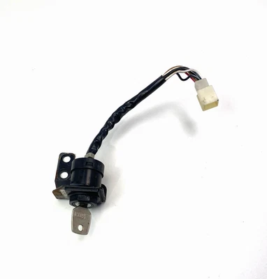 Interruptor de encendido Kawasaki OEM nuevo 82-01 KE 100 27005-1054 Foto 1 de 2