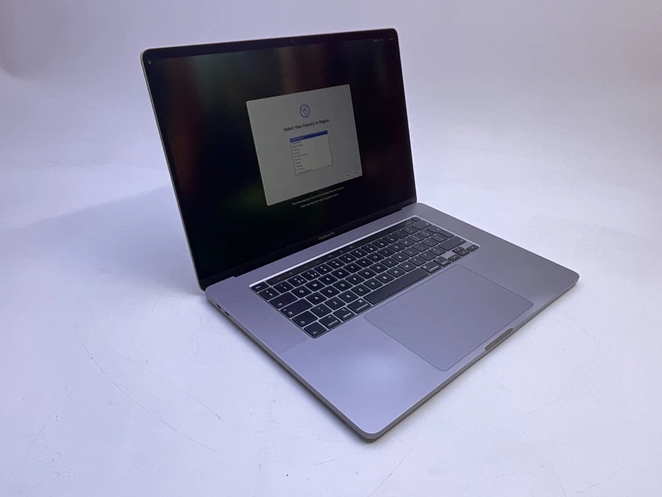 APPLE MACBOOK A2141 I7-9750H 16 GB RAM 512 GB ENGLISH UK - Image 1 of 1