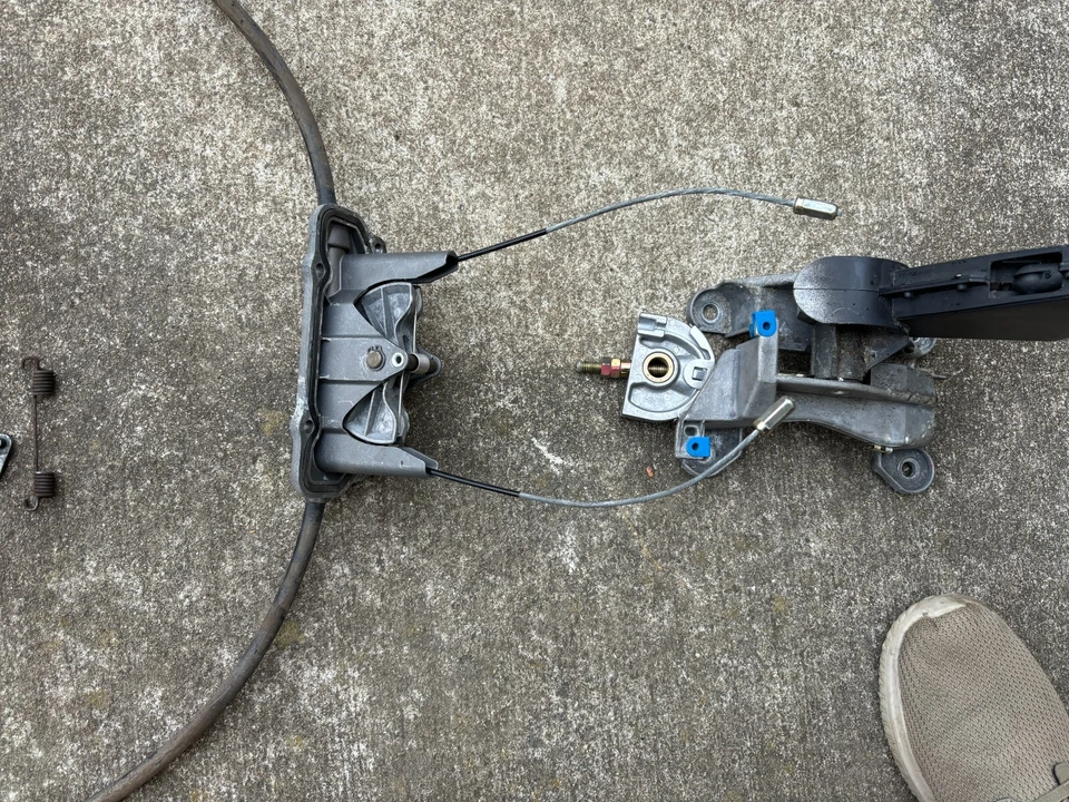 Freno de estacionamiento Porsche 911 Boxster 986 996 996 996.424.361.00 Foto 1 de 4