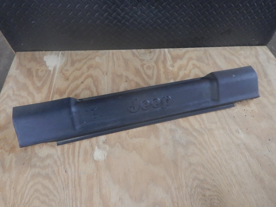 Cubierta del marco delantero Jeep Wrangler TJ 1997-2006 OEM JEEP LOGO ENVÍO GRATUITO Foto 1 de 1