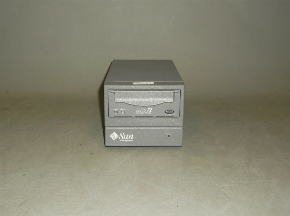 Sun HP 380-0993 external DAT72 DDS-5 72GB LVD Tape Drive 3800993-02 C7439-00625  - Image 1 of 1