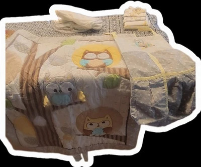 Lindo juego de cama para bebé Child Of Mine de Carters Owl Foto 1 de 4