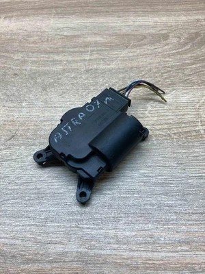 52406337 3093692  Air flap motor/actuator Fits for Opel Astra H - Image 1 of 4