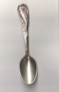 VERY NICE STERLING SILVER SPOON ARKED SSMC WITH FISH ON FRONT & SAIL BOAT ON BAC - Picture 1 of 2