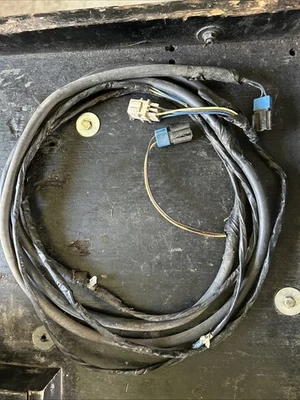 88-94 CHEVY GMC TRUCK RADIO SPEAKER WIRE HARNESS GM OEM OBS suburban blazer jimm - Image 1 of 4