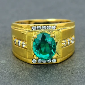 Stunning Emerald Solitaire in 18K Yellow Gold – May Birthstone Engagement Ring - Picture 1 of 3