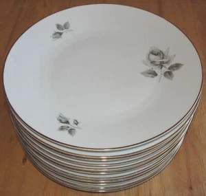 11 Hutschenreuther Selb Gray Rose Dinner Plates Near Mint Condition L@@K! - Picture 1 of 2
