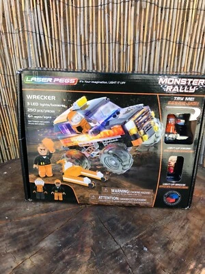 Juego de bloques de construcción Wrecker Light Up 250 piezas The First Iluminado 18202 Foto 1 de 4