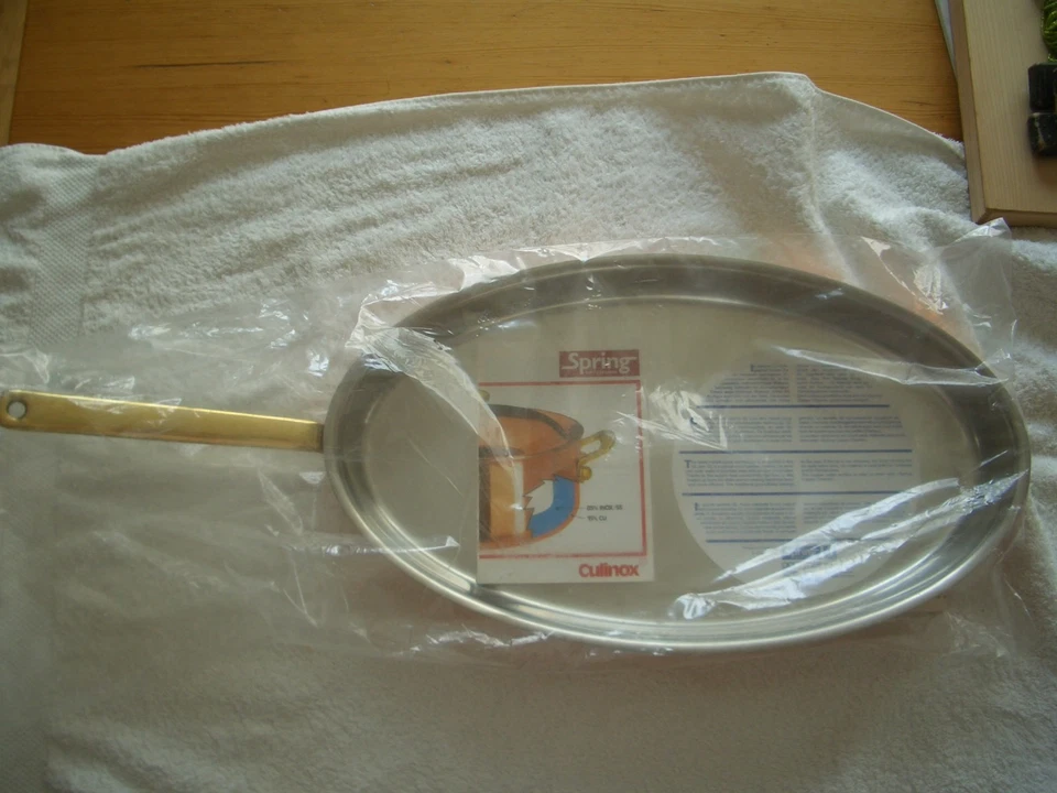 SPRING Switzerland Culinox Gourmet Edelstahl / Kupfer Pfanne oval  ∅ 40 x 22 cm. - Bild 1 von 4