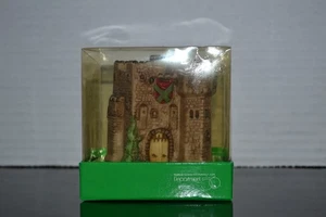 Kenilworth Castle Clip-On Ornament Dickens Village Dept. 56 Style 6520-0 - Picture 1 of 4