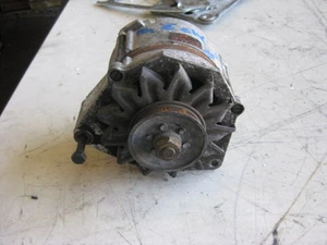 Mercedes-Benz W108/114 35 Amp Alternator 003-154-6202 / 0120400606 bosch - Picture 1 of 2